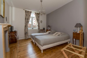Гостиница Chambre d'Hôtes Les Clés des Places  Аррас